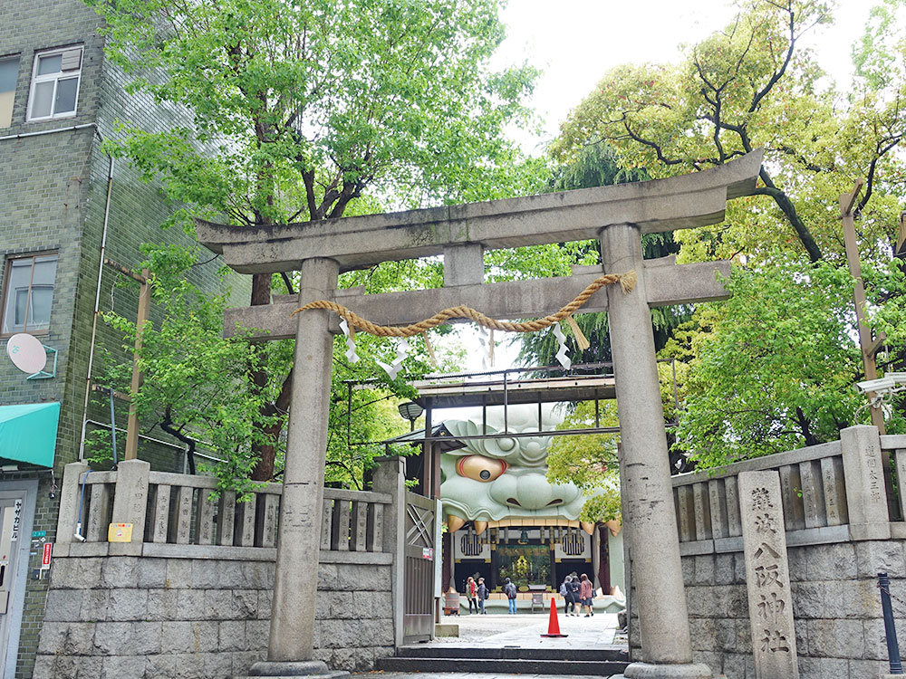 大阪八坂神社 獅子-13