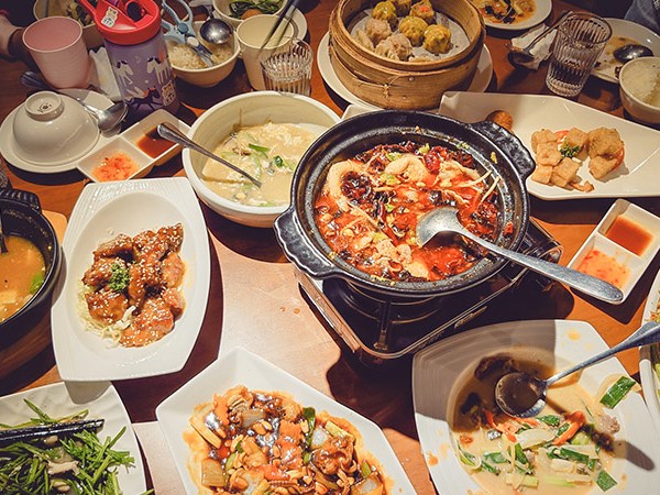 【台中中菜餐廳】包廂首選/多人桌菜推薦！8間用餐心得/特色評比