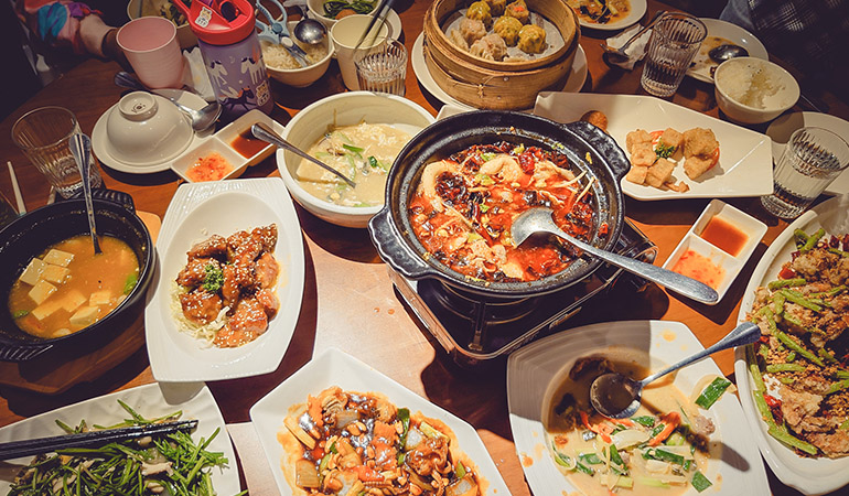 【台中中菜餐廳】包廂首選/多人桌菜推薦！8間用餐心得/特色評比